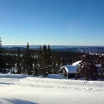 Stor Familiehytte Pa Smasaetra,